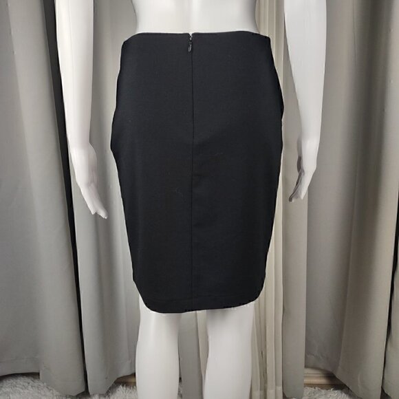 Merona Women's Black Pull On A-Line Stretch Back Zipper & Hook Skirt Size 2 - Picture 3 of 10